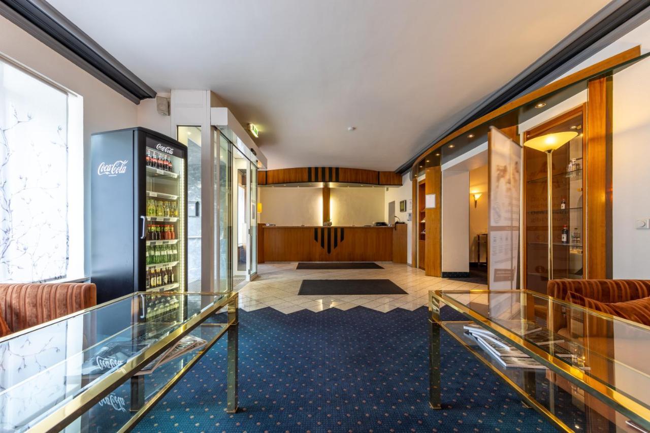 Trip Inn Hotel Esplanade, Duesseldorf Ngoại thất bức ảnh