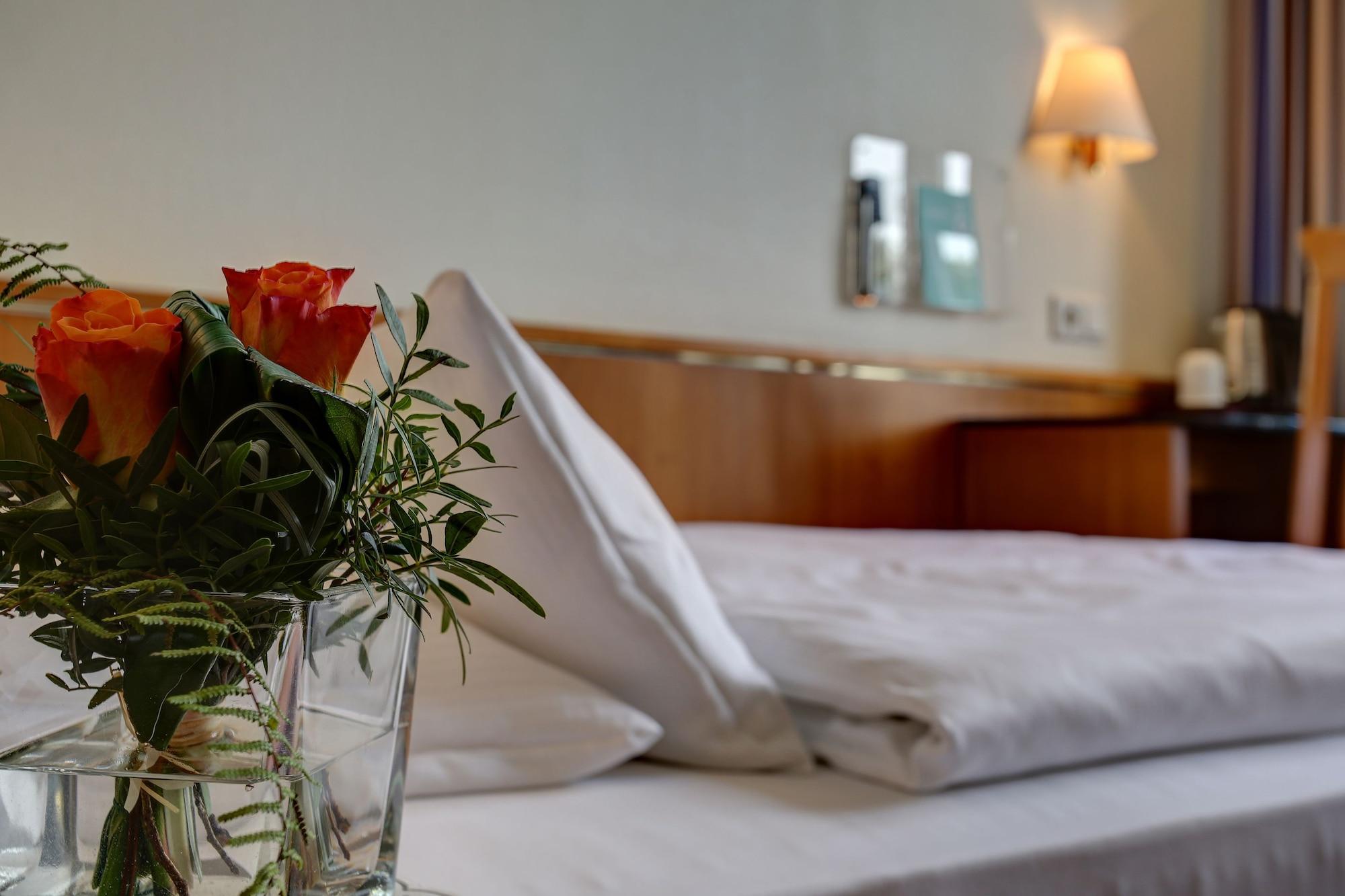 Trip Inn Hotel Esplanade, Duesseldorf Ngoại thất bức ảnh