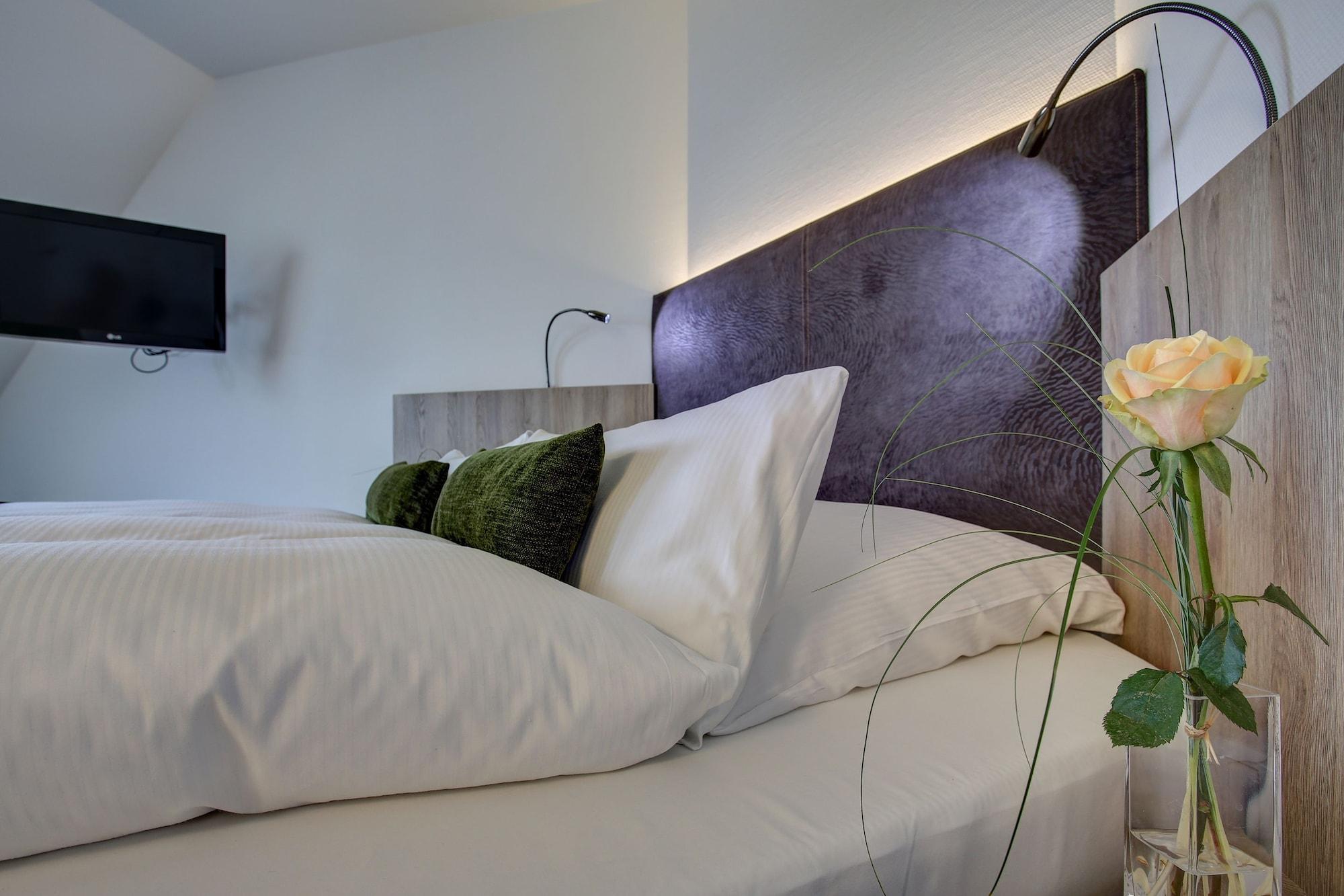 Trip Inn Hotel Esplanade, Duesseldorf Ngoại thất bức ảnh