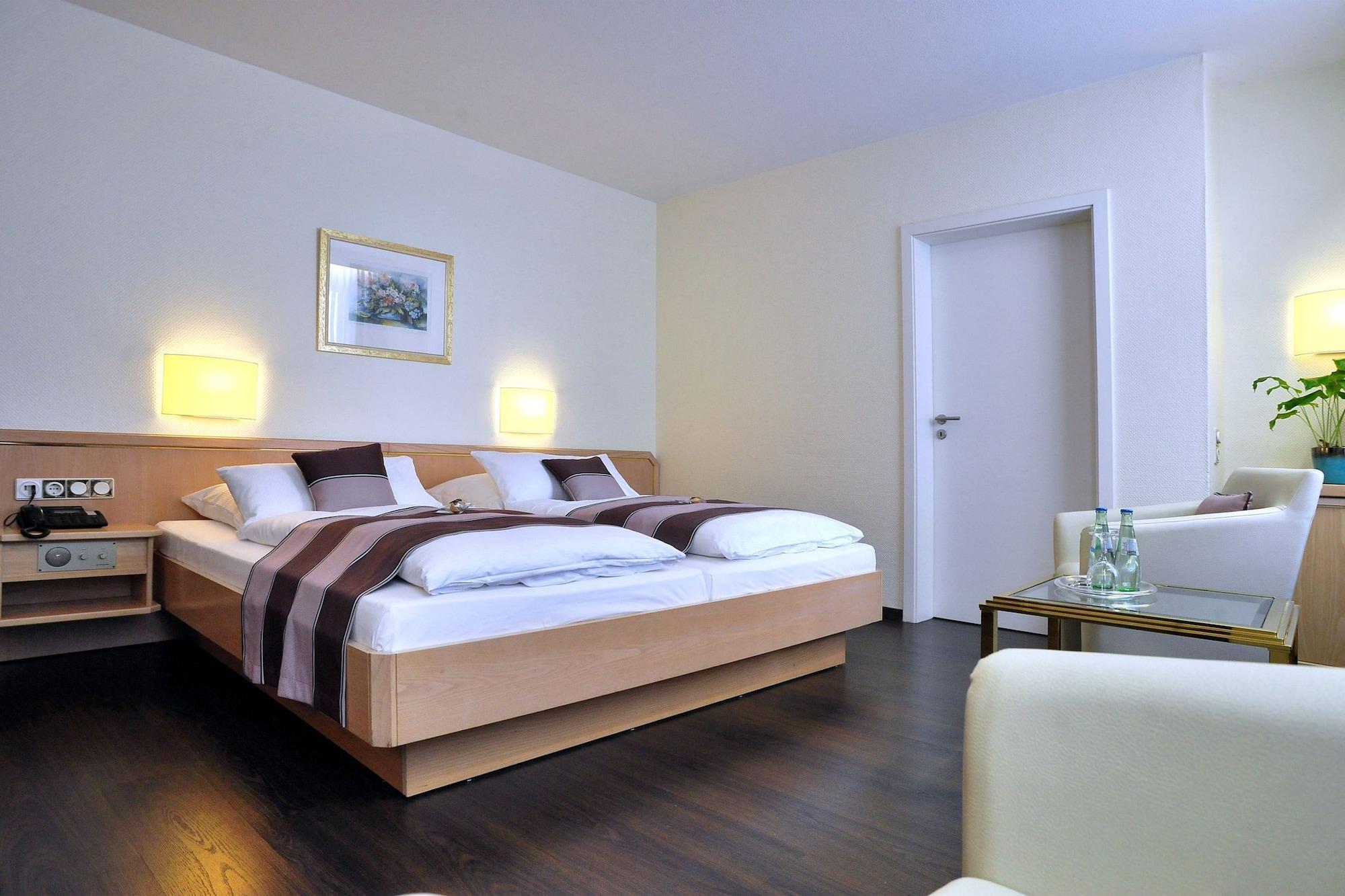 Trip Inn Hotel Esplanade, Duesseldorf Ngoại thất bức ảnh