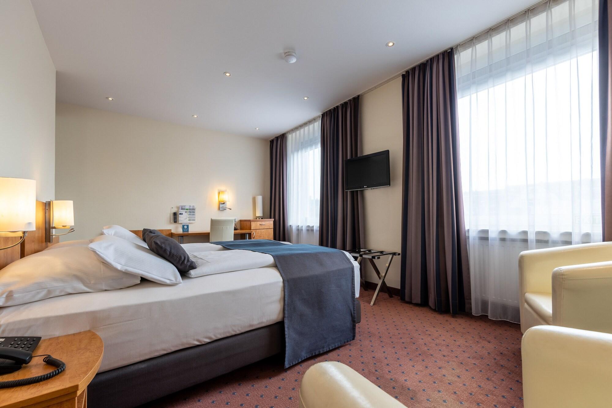 Trip Inn Hotel Esplanade, Duesseldorf Ngoại thất bức ảnh